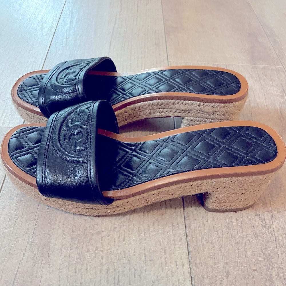 Tory Burch slides